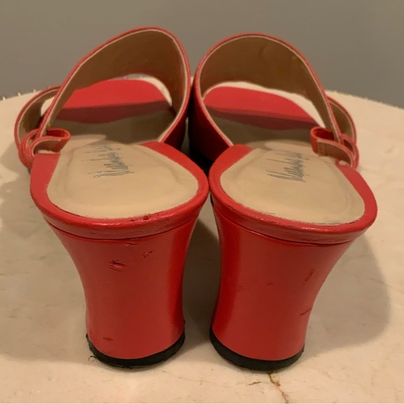 Alexandra Bartlett Woman’s Red Leather Slide Heels Size 7.5 - Picture 5 of 12